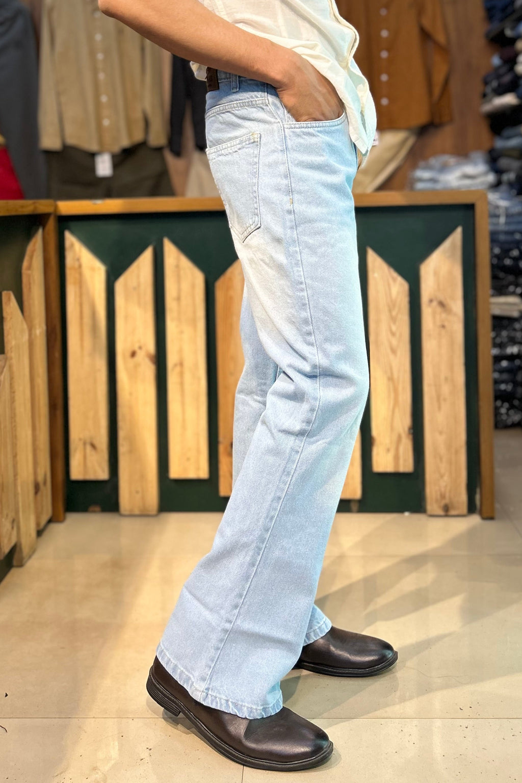 Shaded Bootcut Jeans (light Blue)