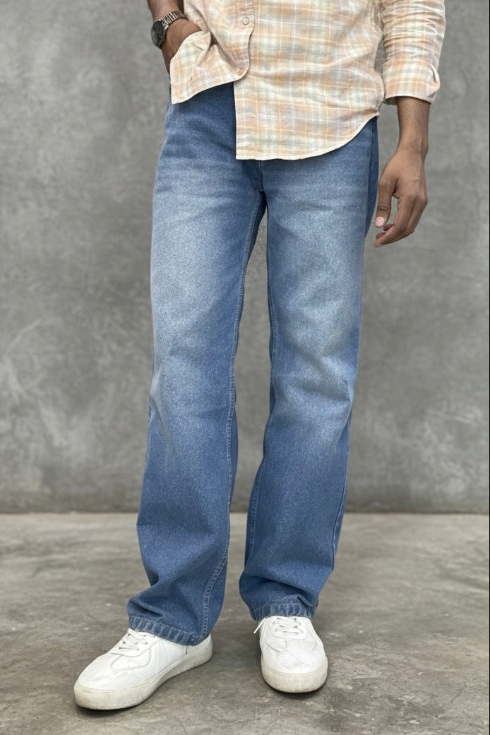STRAIGHT FIT FADE JEANS