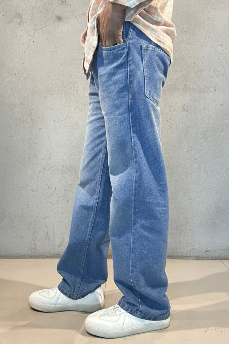STRAIGHT FIT FADE JEANS