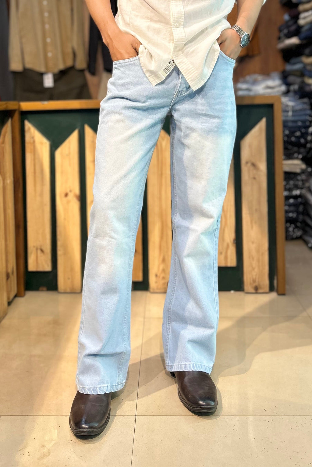 Shaded Bootcut Jeans (light Blue)