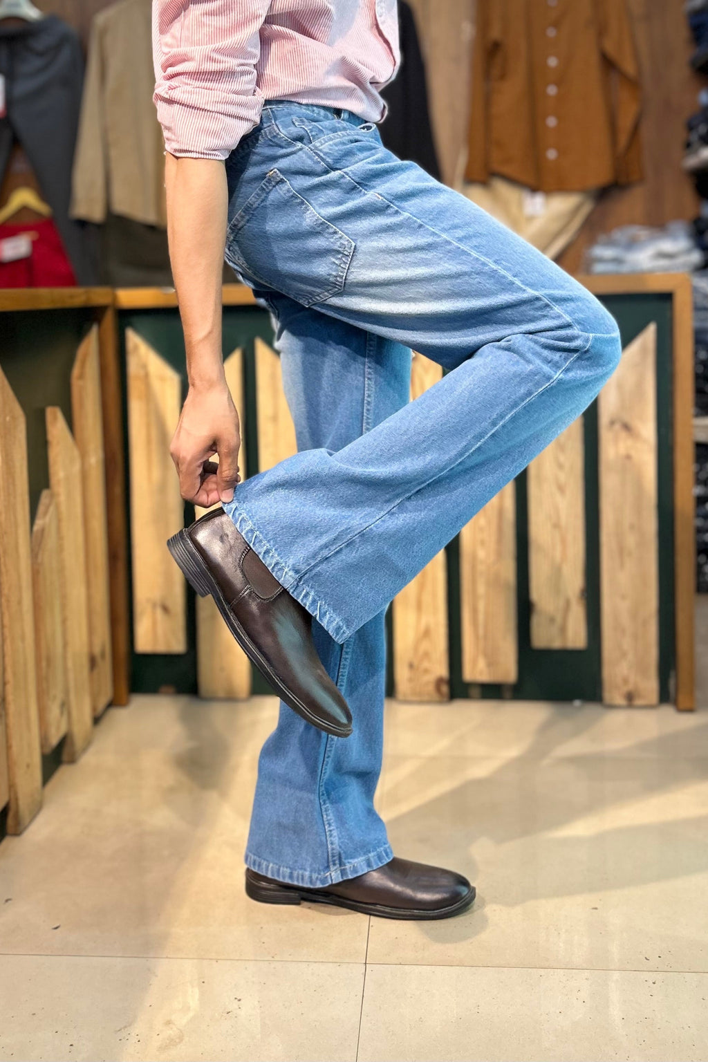 Shaded Bootcut Jeans (Mid Blue)